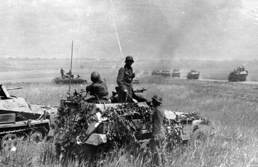 Halftrack SdKfz 250 alt in Russia