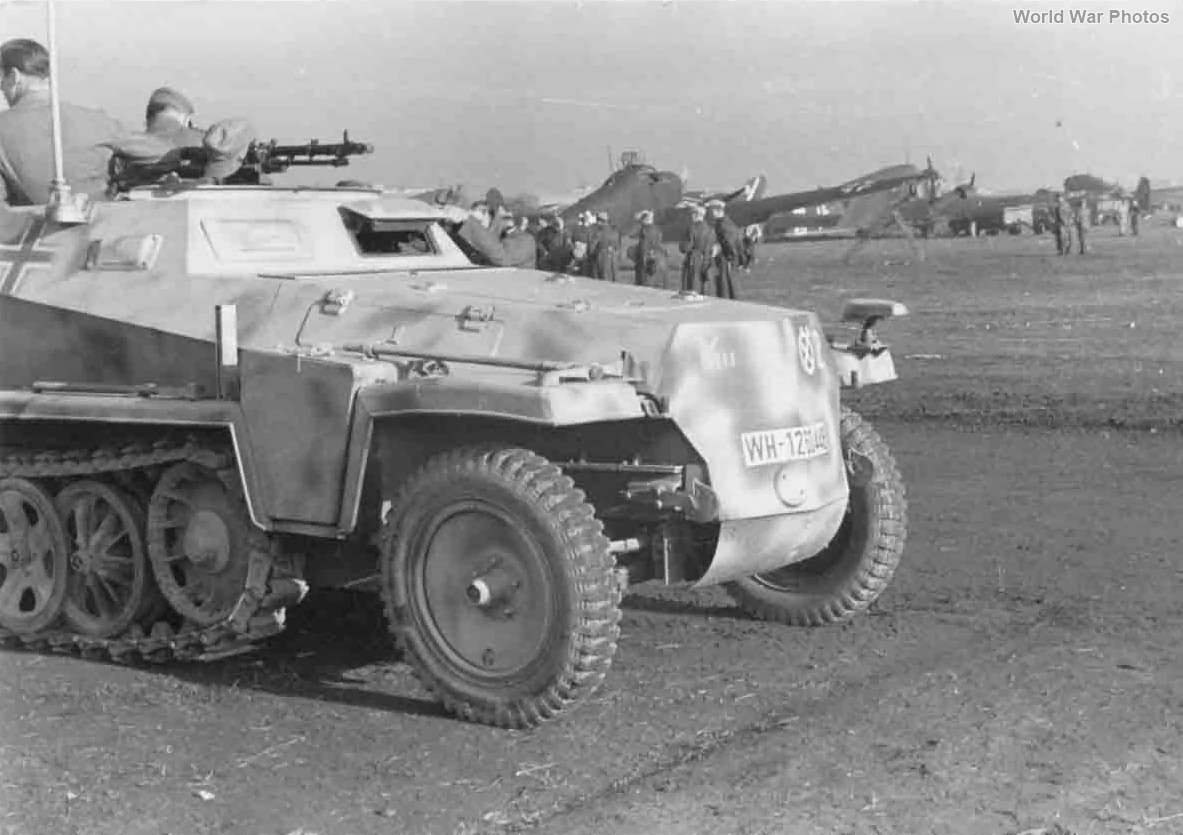 SdKfz 250 of the 10. Panzer Division