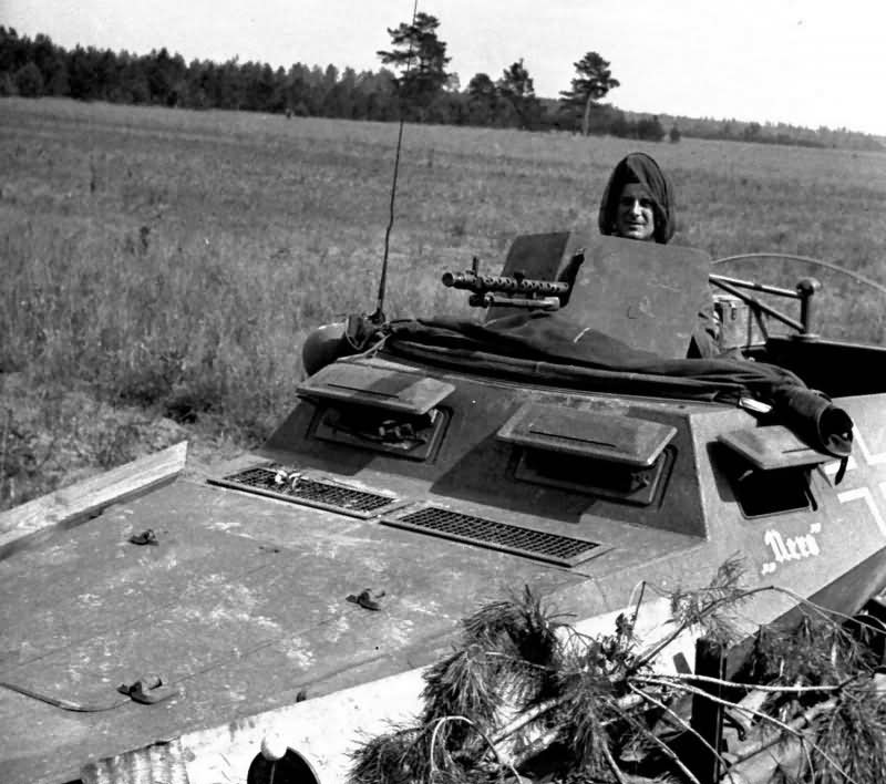 Armored halftrack SdKfz 250 alt named Nero