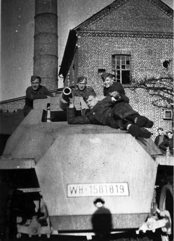 SdKfz 251/9 Stummel