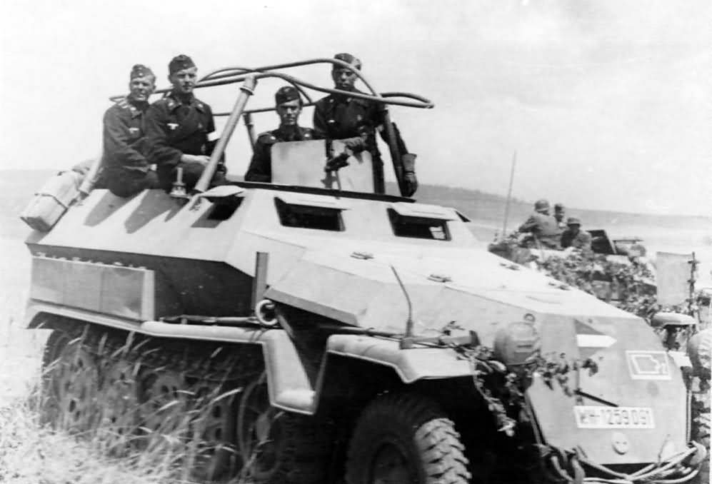 Sd Kfz 251 Ausf C halftrack 10
