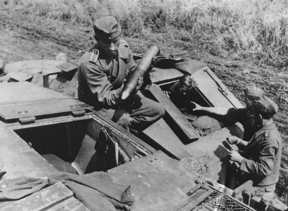 Wehrmacht Soldiers Load Stug III