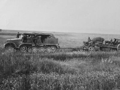 German SdKfz 6/1 5 ton Medium Artillery Halftrack