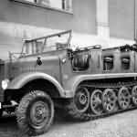German Halftrack Sdkfz 6/1 Zugkraftwagen 5 t mit Artillerie-Aufbau