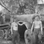 SdKfz7 and German soldiers