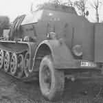 SdKfz 7 towing a 8,8 cm Flak 18 Bunkerflak