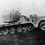 SdKfz 7/1 armed with a 2 cm Flakvierling 38