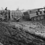 Sd.Kfz. 7 towing Flak 88 gun