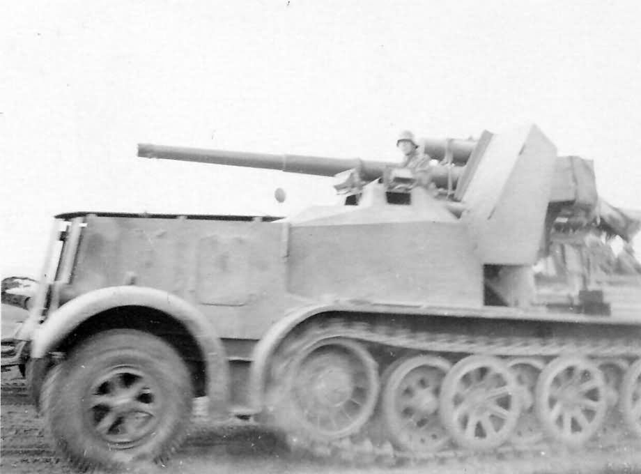8,8 cm Flak 18 Sfl auf Zugkraftwagen 12t Sd.Kfz. 8