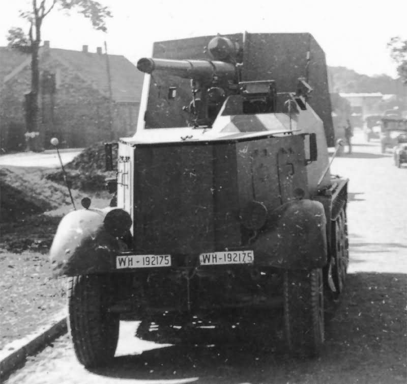8,8cm Flak 18 Selbstfahrlafette auf Zugkraftwagen 12t SdKfz 8 WH-192175 France 1940