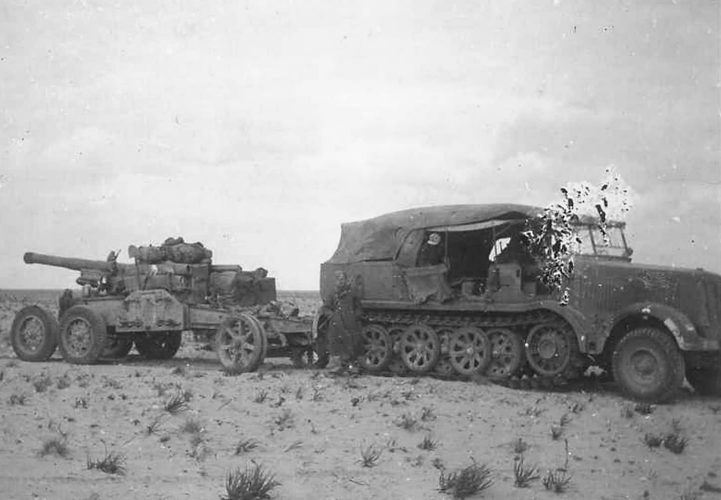 Sd.Kfz. 8 towing a gun Afrika korps DAK