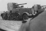 SdKfz 8 8,8 cm Flak 18 Selbstfahrlafette auf Zugkraftwagen 12t type DB 9 halftracks