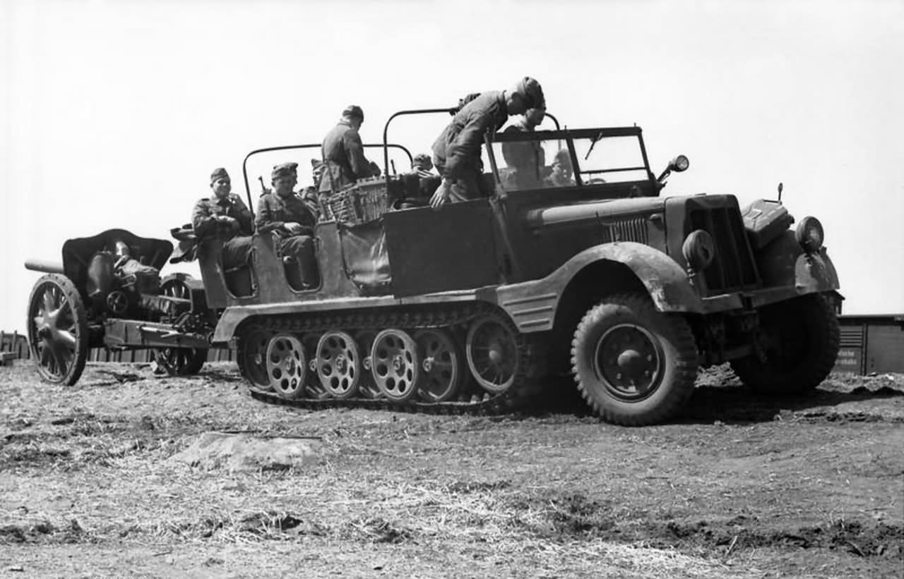 German Light Halftrack Sdkfz 11 Towing Gun Eastern Front World War Photos