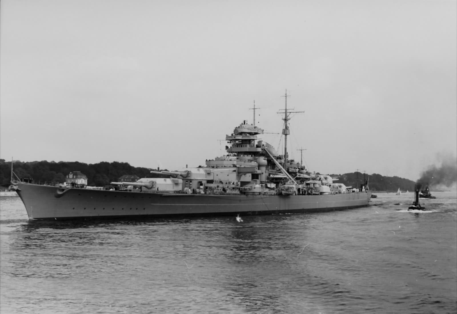 Battleship Bismarck 4 | World War Photos