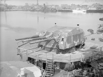 aft gun turrets Koln
