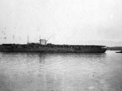 Graf Zeppelin broadside