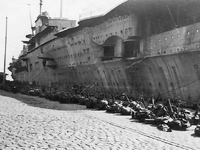 Aircraft carrier Graf Zeppelin in Stettin 1941