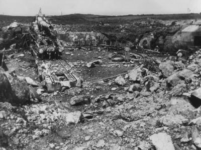 Destroyed 20,3 cm K (E) at Plouharnel Batterie, Le Begot, Bretagne 1944