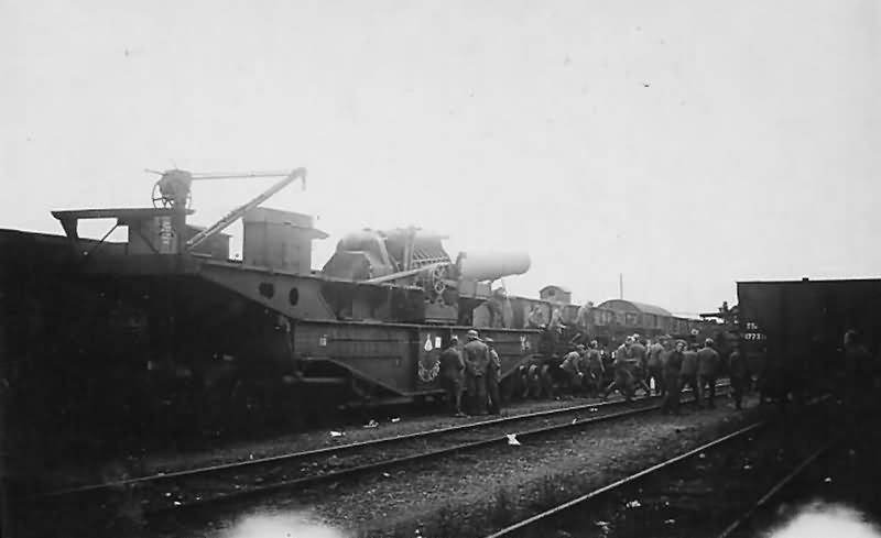 400 mm St. Chamond Mle 1915 1916 railway howitzer