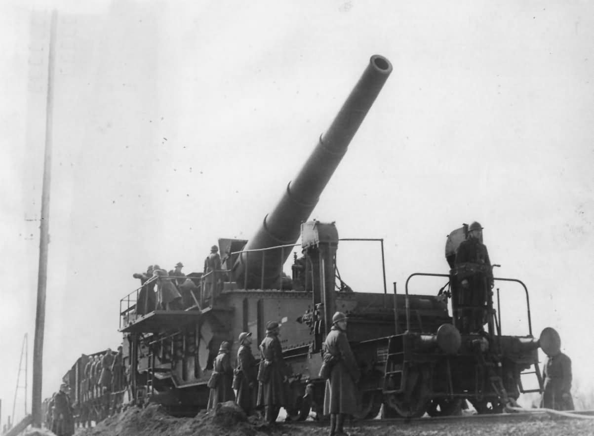 Belgian ex German Krupp 28 cm SK L/40 Bruno railway gun 1940