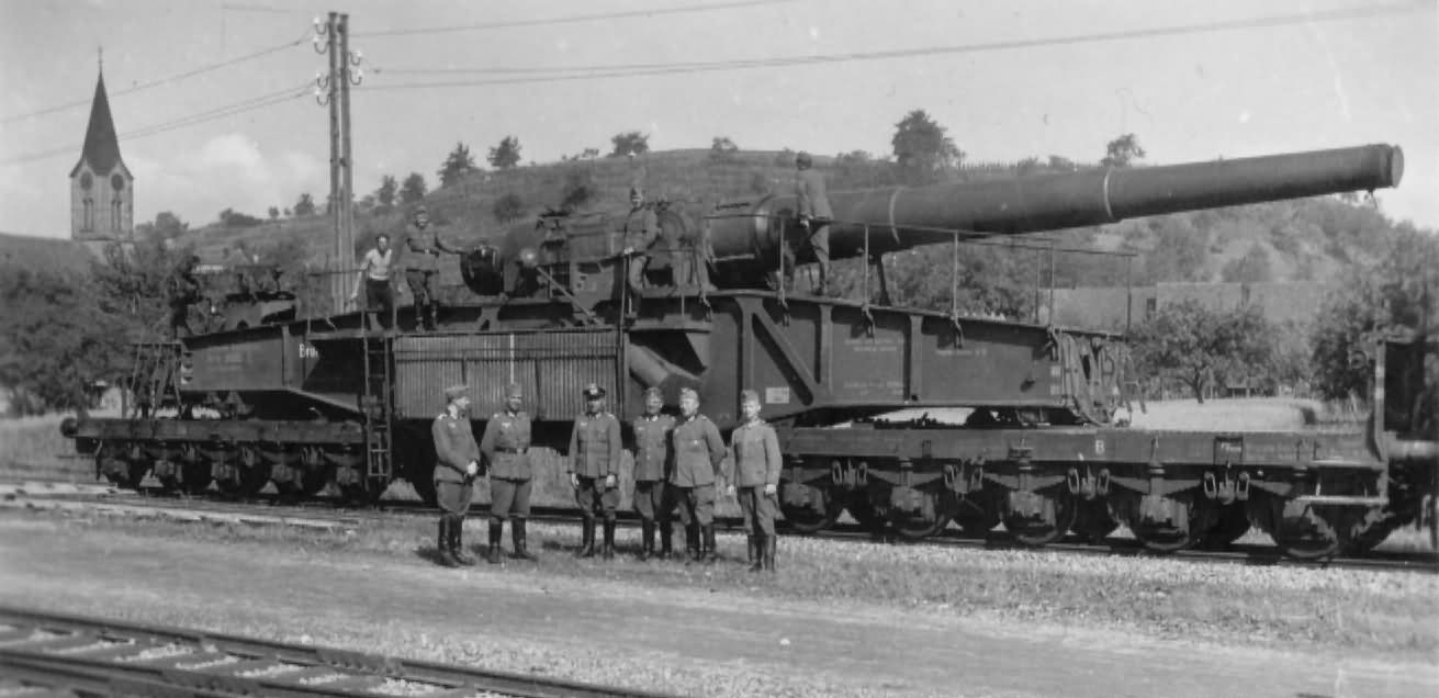 Eisenbahngeschutz 28 cm Schwere Bruno railway gun France