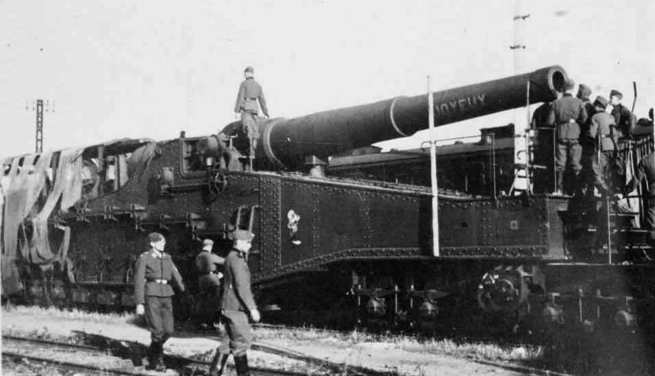 Finished LoK for the first time the other day and noticed that Kuvira's  train super-weapon was based on Schwerer Gustav - a real-life railway gun  from WWII. : r/legendofkorra