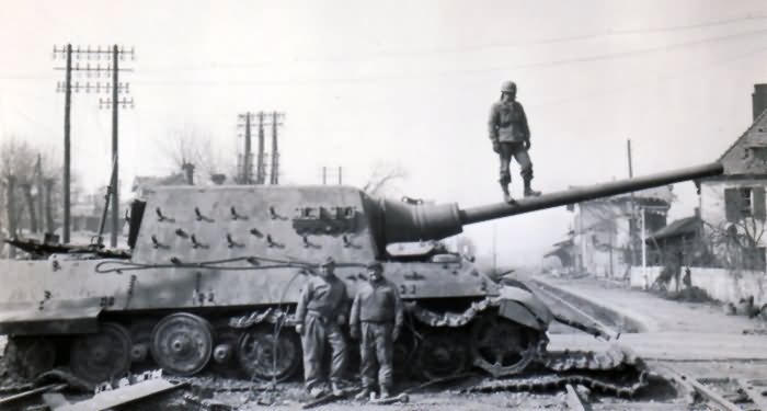 Tank destroyer Jagdtiger captured by the US Army