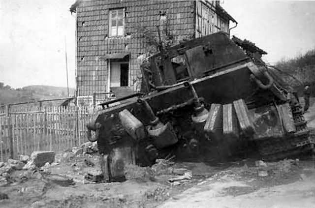 Jagdtiger wreck of the Schwere 3/Panzerjäger-Abteilung 512. Osterode 1945