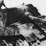 12,8 cm Panzerjäger Tiger Ausf. B Jagdtiger tactical number 332