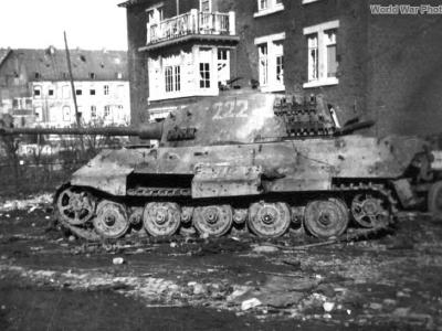 SS Tiger 2 222 Ardennes