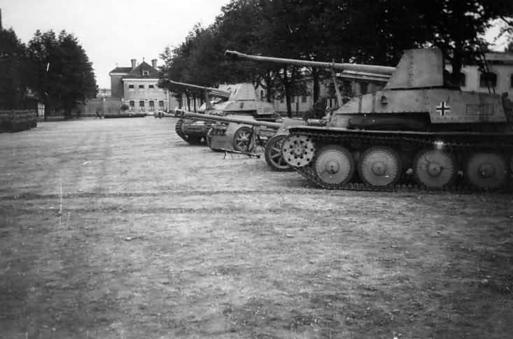 Panzerjager 38(t) fur 7,62cm PAK 36(r) Marder III 2