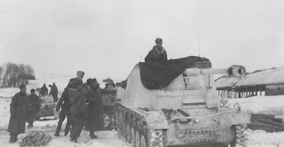 Panzerjager Marder II eastern front winter camo