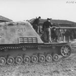 Nashorn code 211 of the schwere Panzerjäger-Abteilung 525 Italy