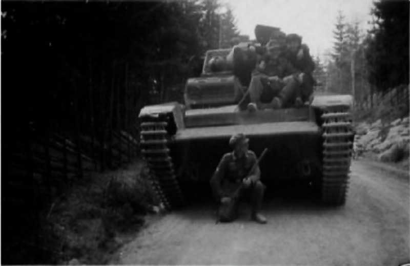 Panzerkampfwagen Neubaufahrzeug front view