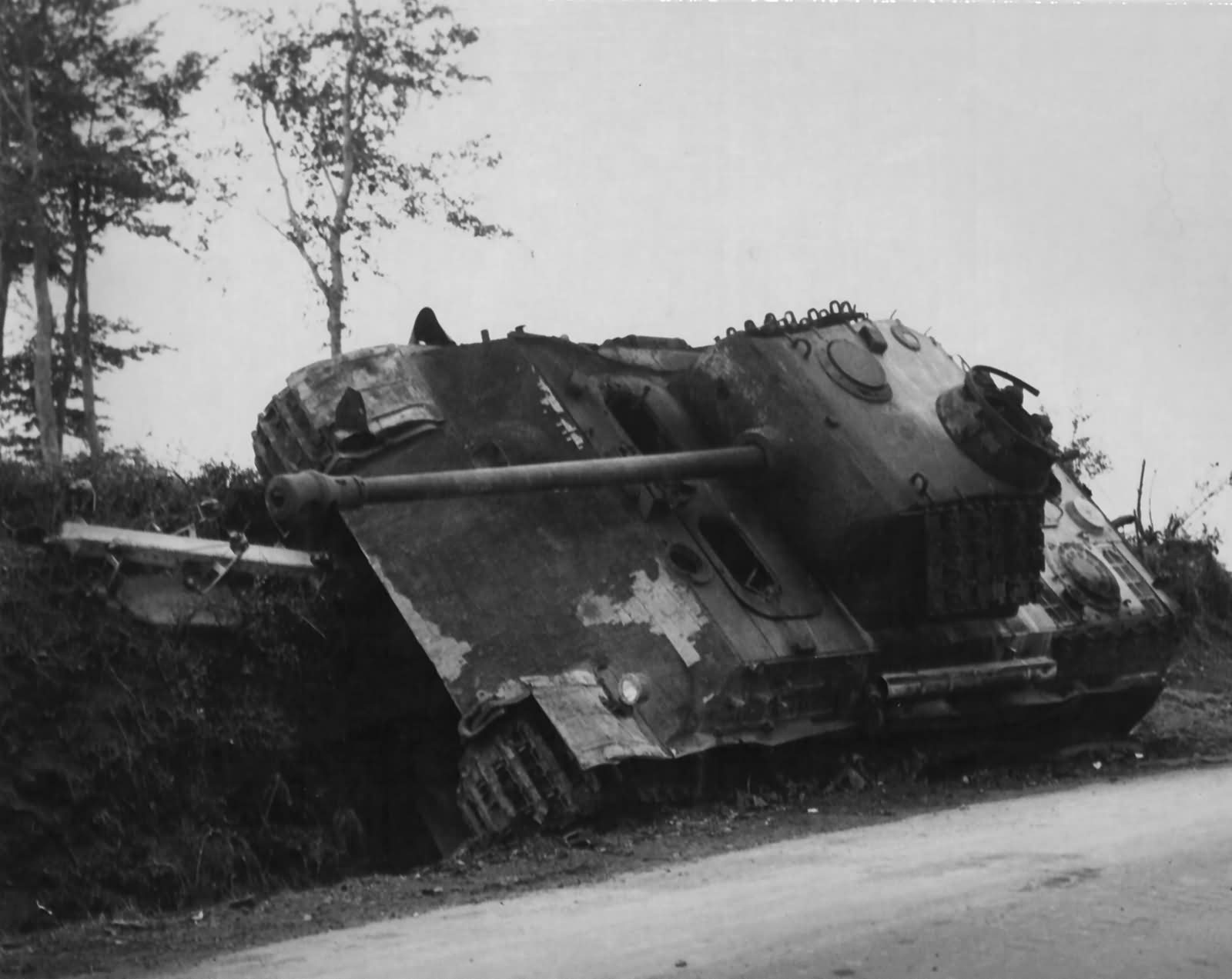 Captured German Panzerkampfwagen V Panther Ausf G Somewhere In France 16 August 1944