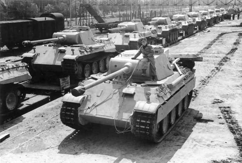 Panther tank rail transport
