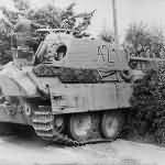 Panther tank number 421 with zimmerit 1944