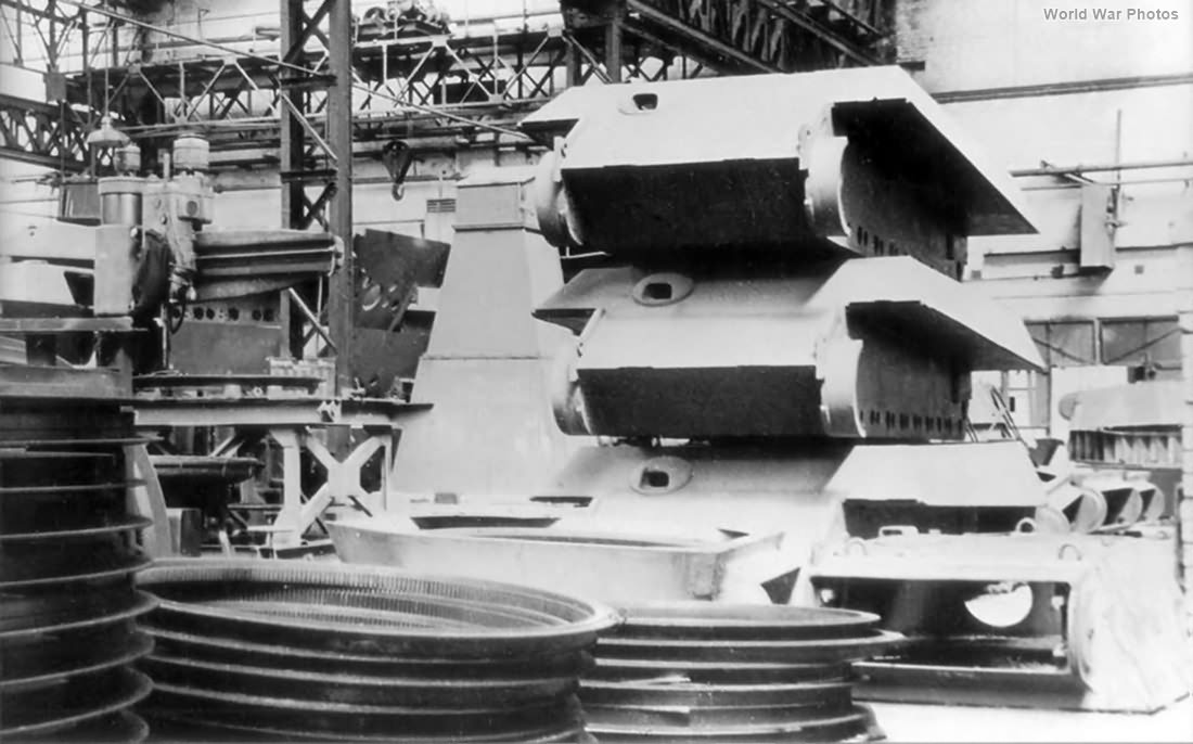 Panther Ausf G plant