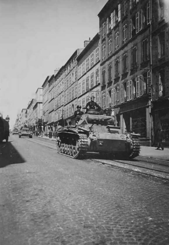A column of Panzer III, France 1940