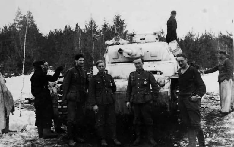 Medium tank Panzer III with winter camouflage
