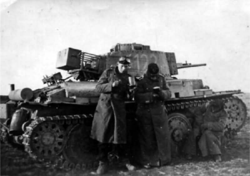 Panzer 38t number 122 with stowage rack