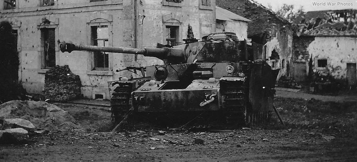 Destroyed Panzer IV in Bastogne 1944