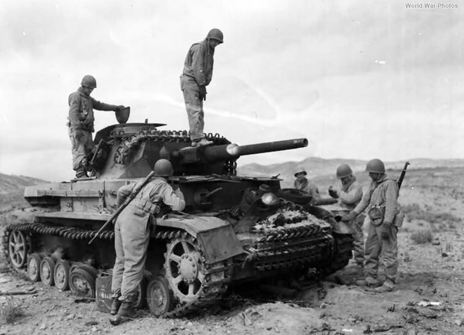 Destroyed Panzer IV Ausf G of the DAK 1943