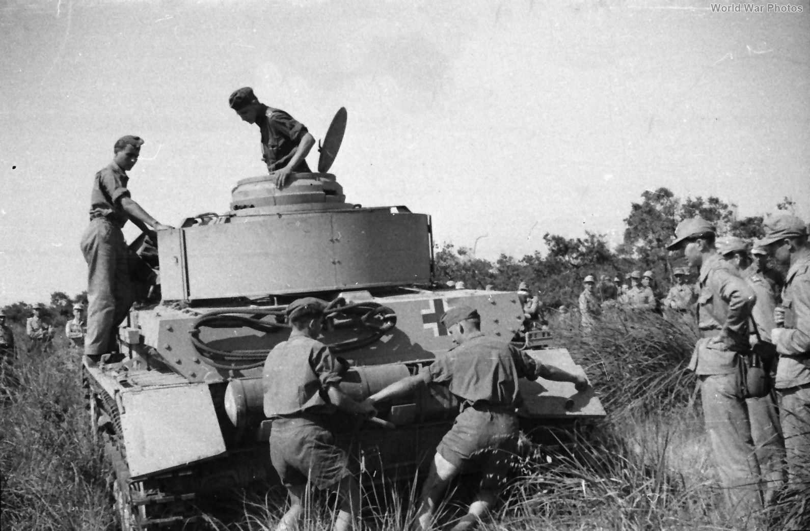 Panzer IV Ausf G rear