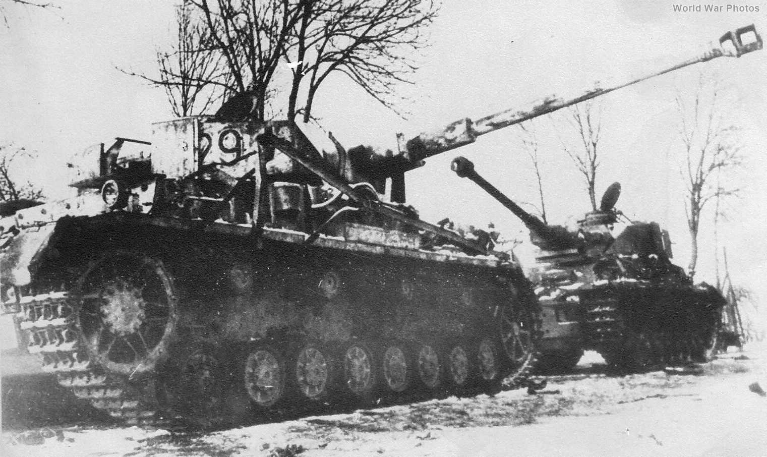Panzer IV Ausf H tanks 3