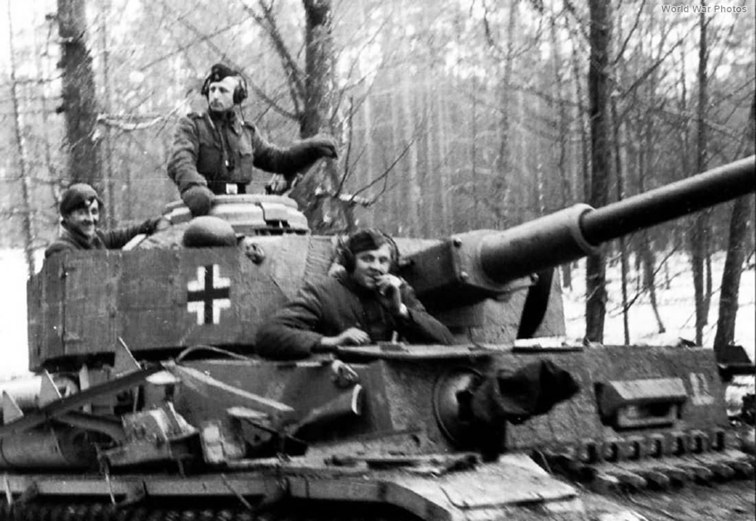 Panzer IV of the Das Reich March 1943
