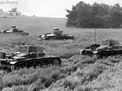 Panzer II and Panzer 35(t) tanks 1940