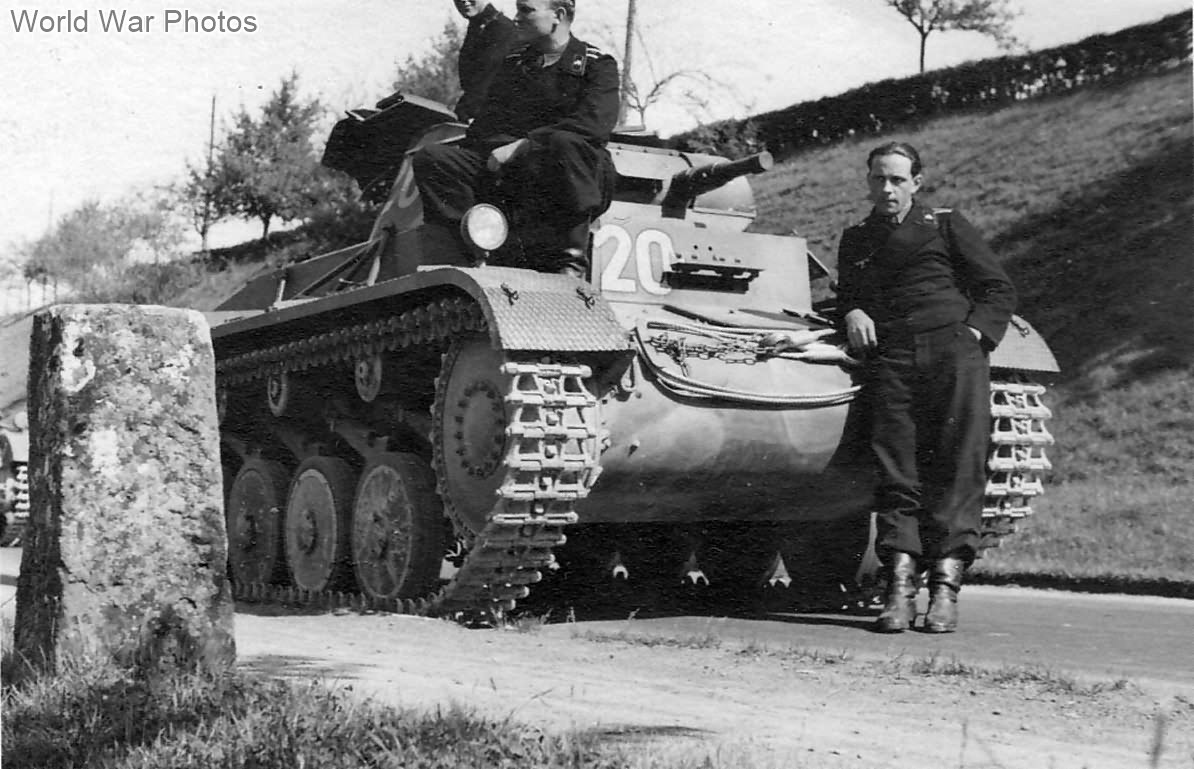 Panzer II 20 | World War Photos