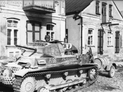 Panzer II with trailer from 12. Panzer Division July 1941
