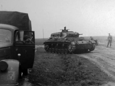 Panzer III tactical number 533 Summer 1941